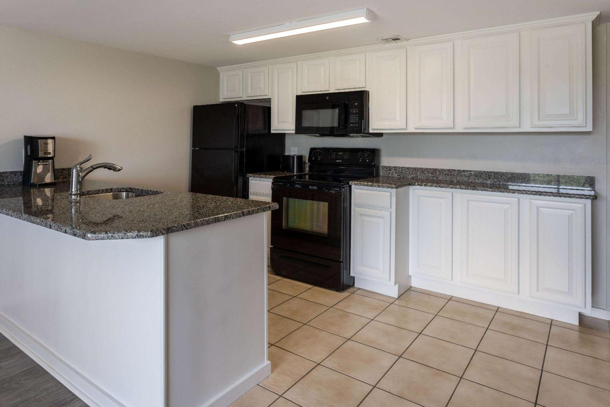 Atlantic Beach Resort, A Ramada By Wyndham Esterno foto